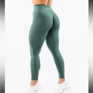 Alphalete Leggings Size Small